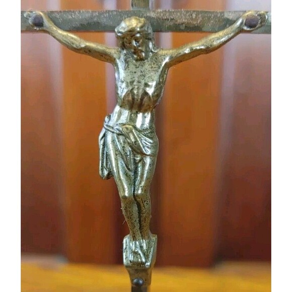 MCM Antique Crucifix Marked 1962 Brass/Bronze Unique Curved Base - Picture 1 of 7